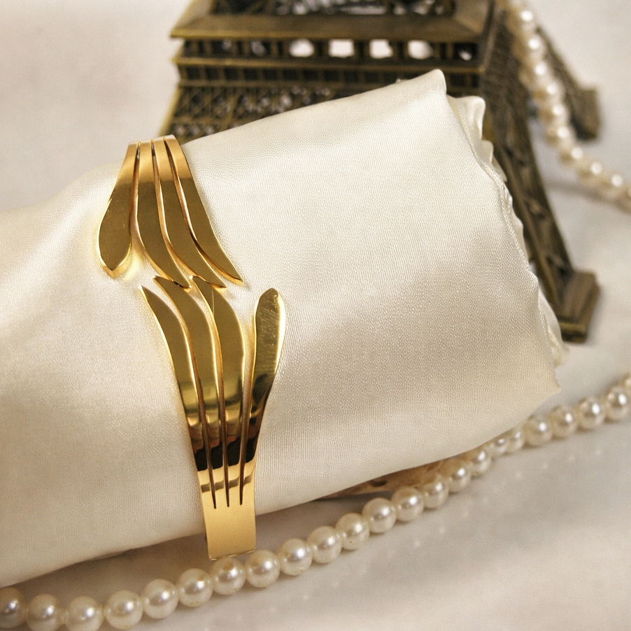 Elegant Gold Layered Bracelet – 2.6” Diameter
