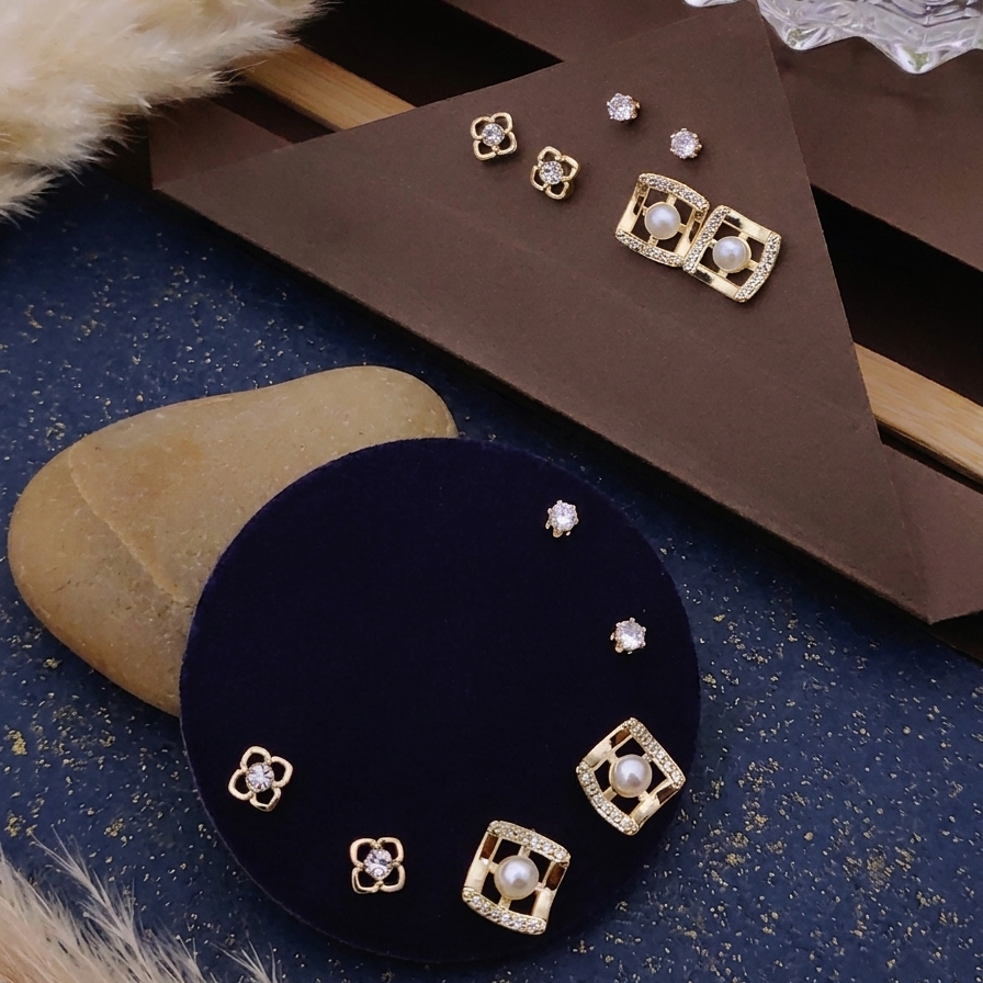 STYARAA  Studs combo
